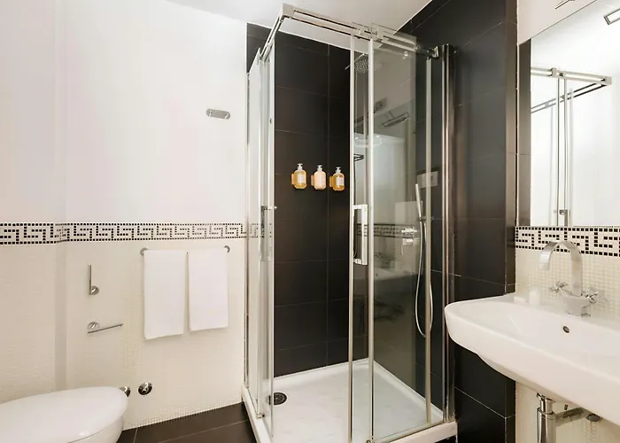 The Couper Piazza Di Spagna Otel