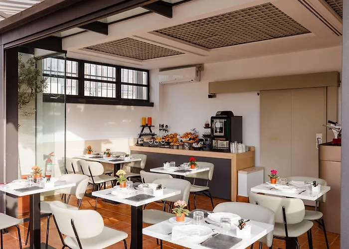 Otel The Couper Piazza Di Spagna 3*